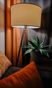 Simple Tips to Create a Cozy and Inviting Home Environment